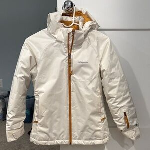 Patagonia Kids' Cream and Tan Puffer Jacket